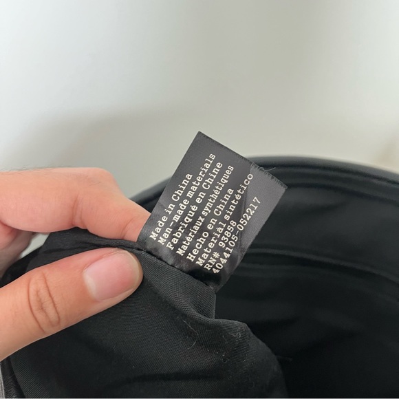 Franco Sarto Black Leather Tote Bag Crossbody with Gold Accents Like New - Picture 12 of 13